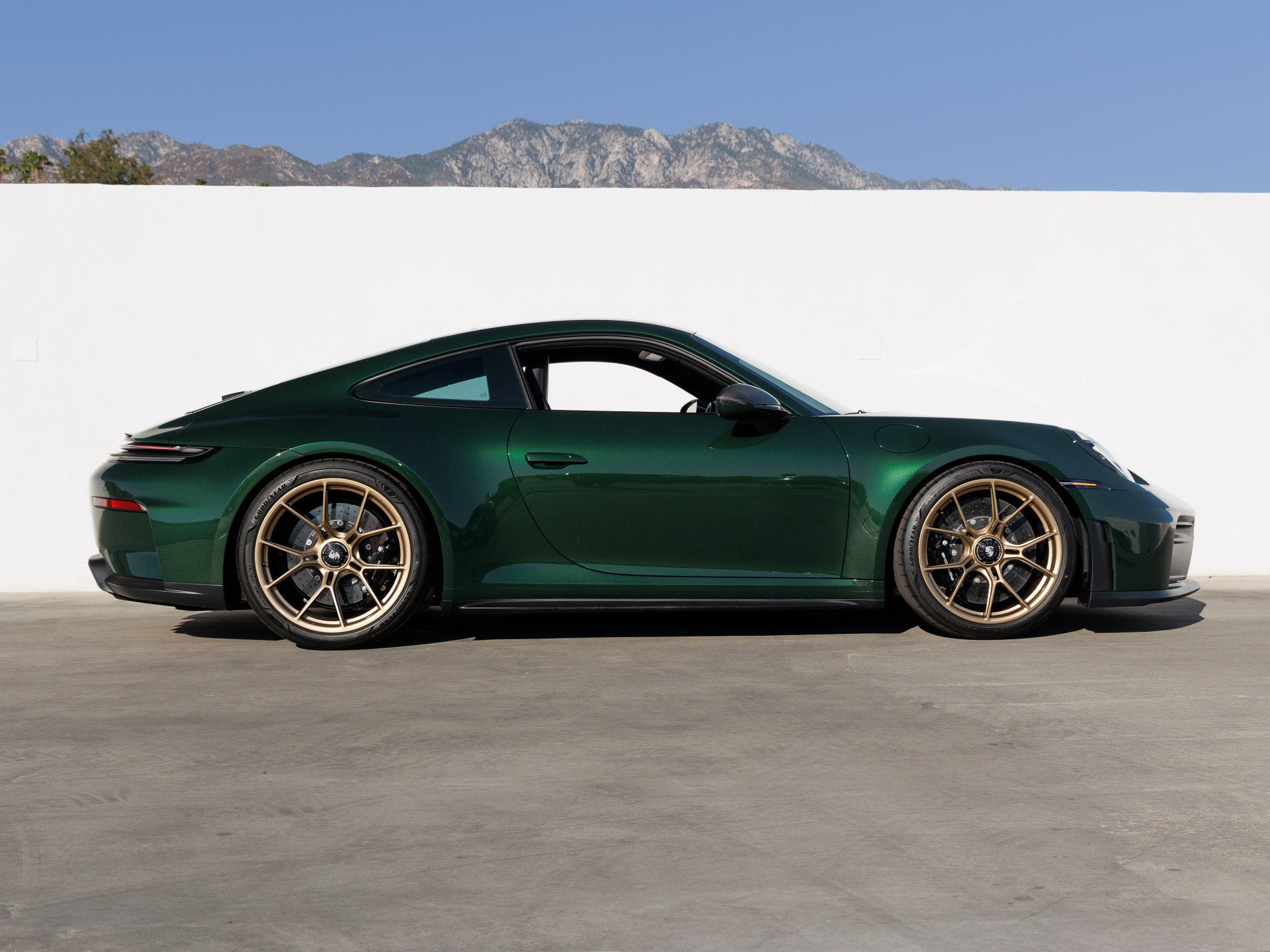 2026 Porsche 911 911 GT3 with Touring Package