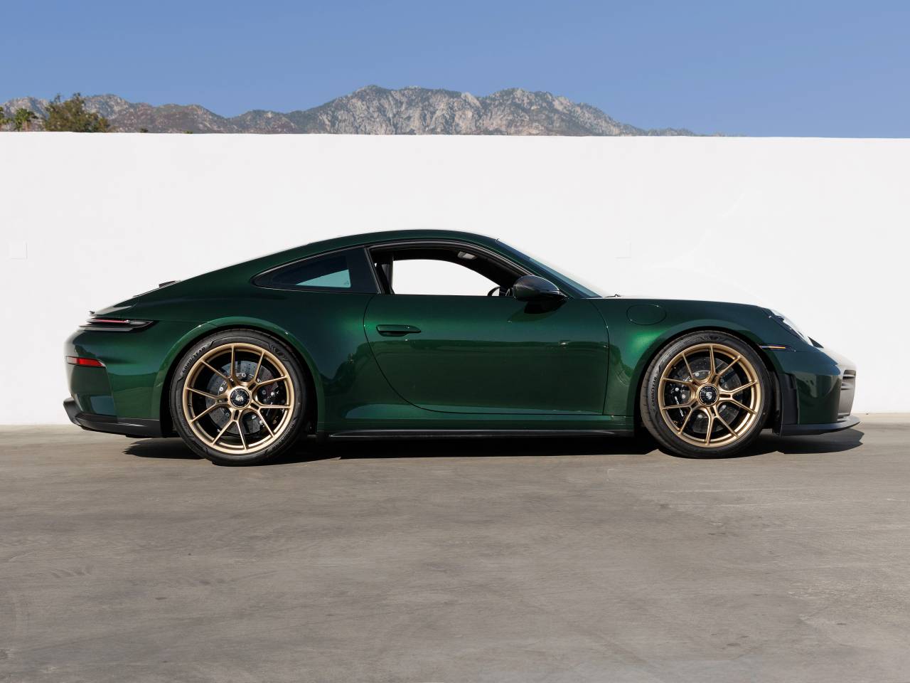 2026 Porsche 911 911 GT3 with Touring Package