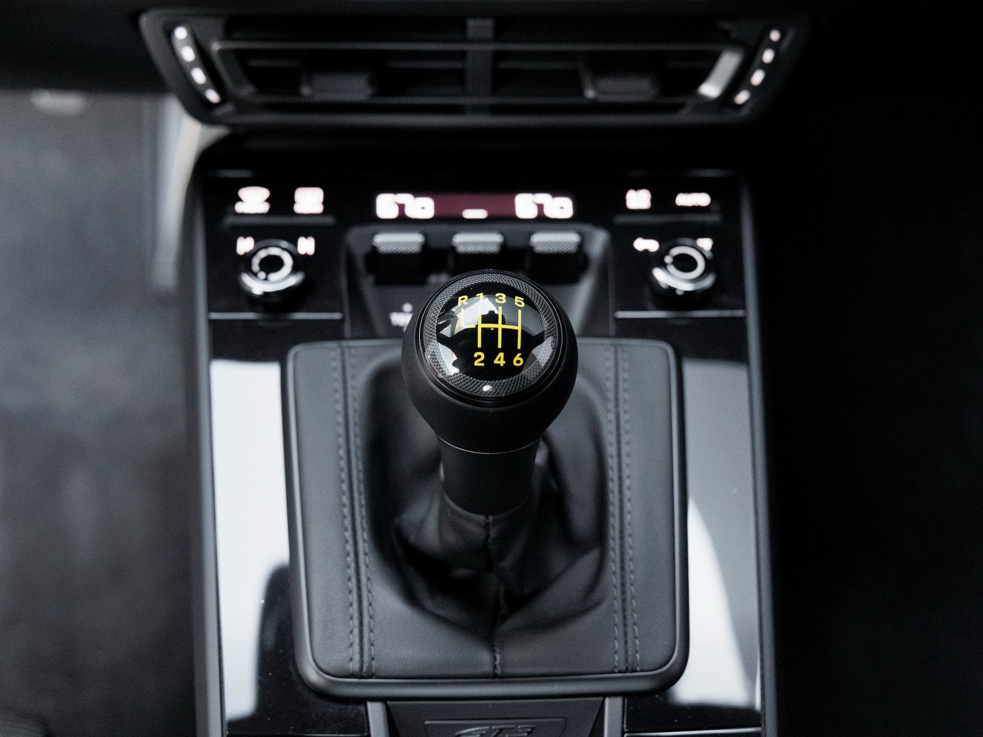 2022 Porsche 911 911 GT3 with Touring Package