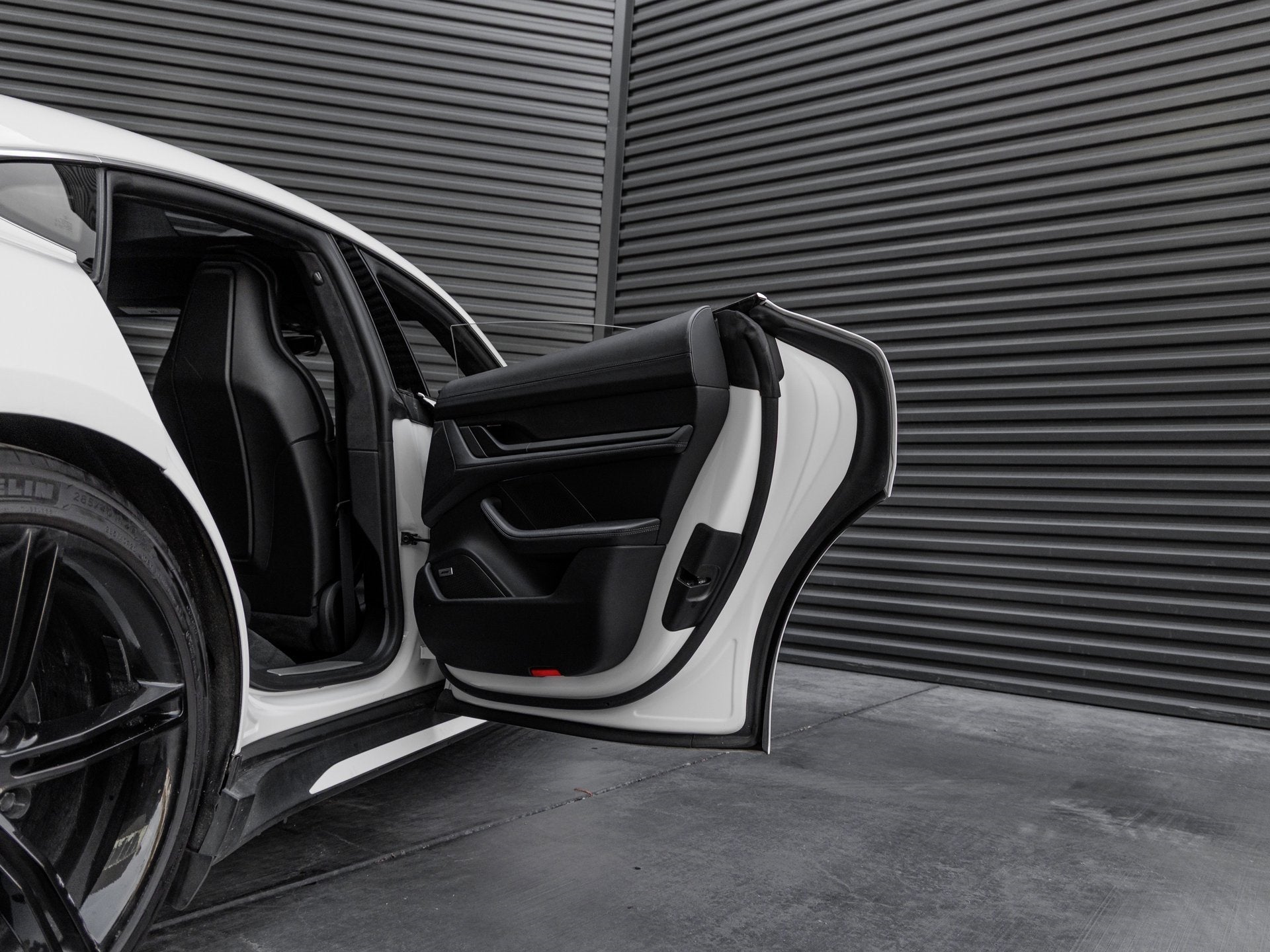 2020 Porsche Taycan Taycan Turbo