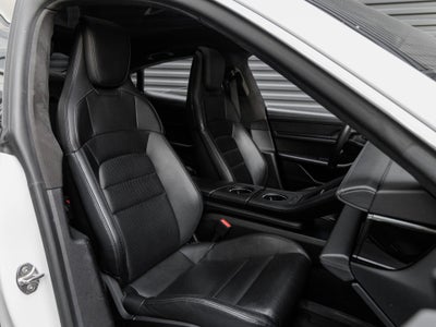 2020 Porsche Taycan Taycan Turbo