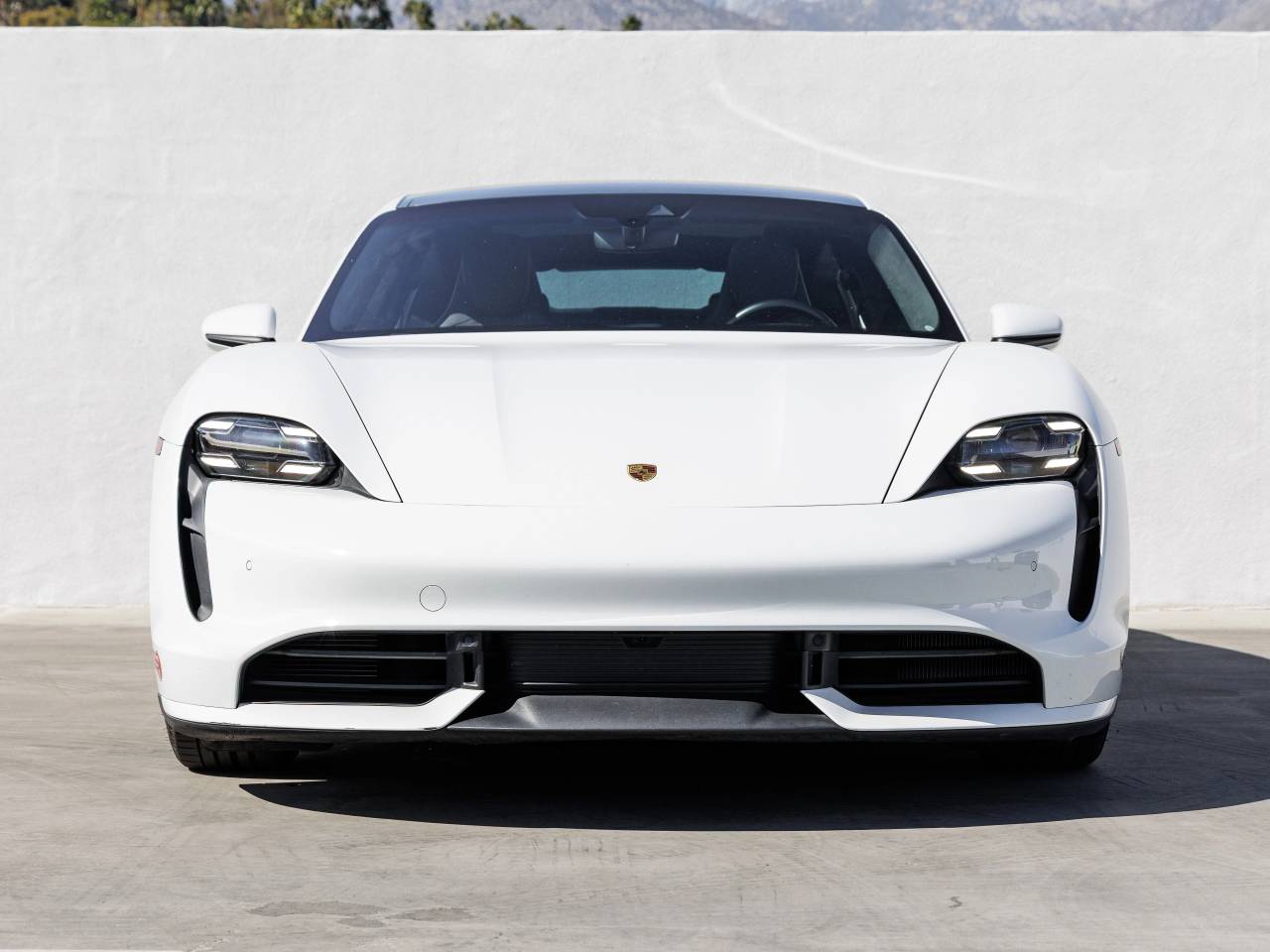 2020 Porsche Taycan Taycan Turbo