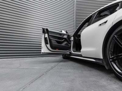 2020 Porsche Taycan Taycan Turbo