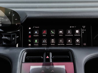 2020 Porsche Taycan Taycan Turbo