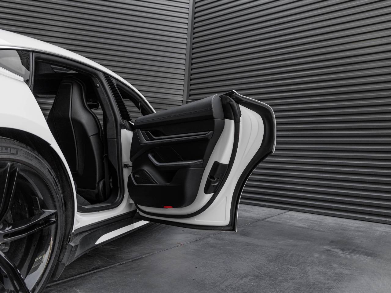 2020 Porsche Taycan Taycan Turbo