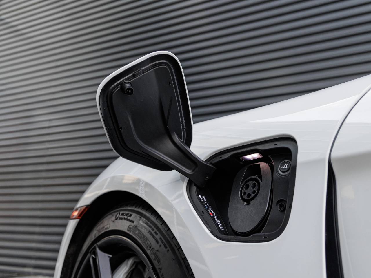 2020 Porsche Taycan Taycan Turbo