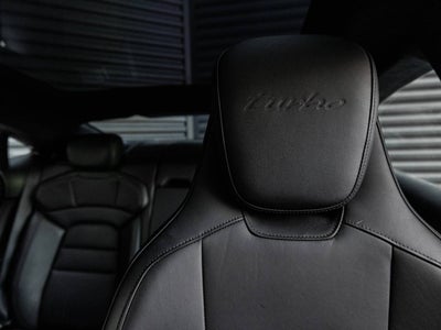2020 Porsche Taycan Taycan Turbo