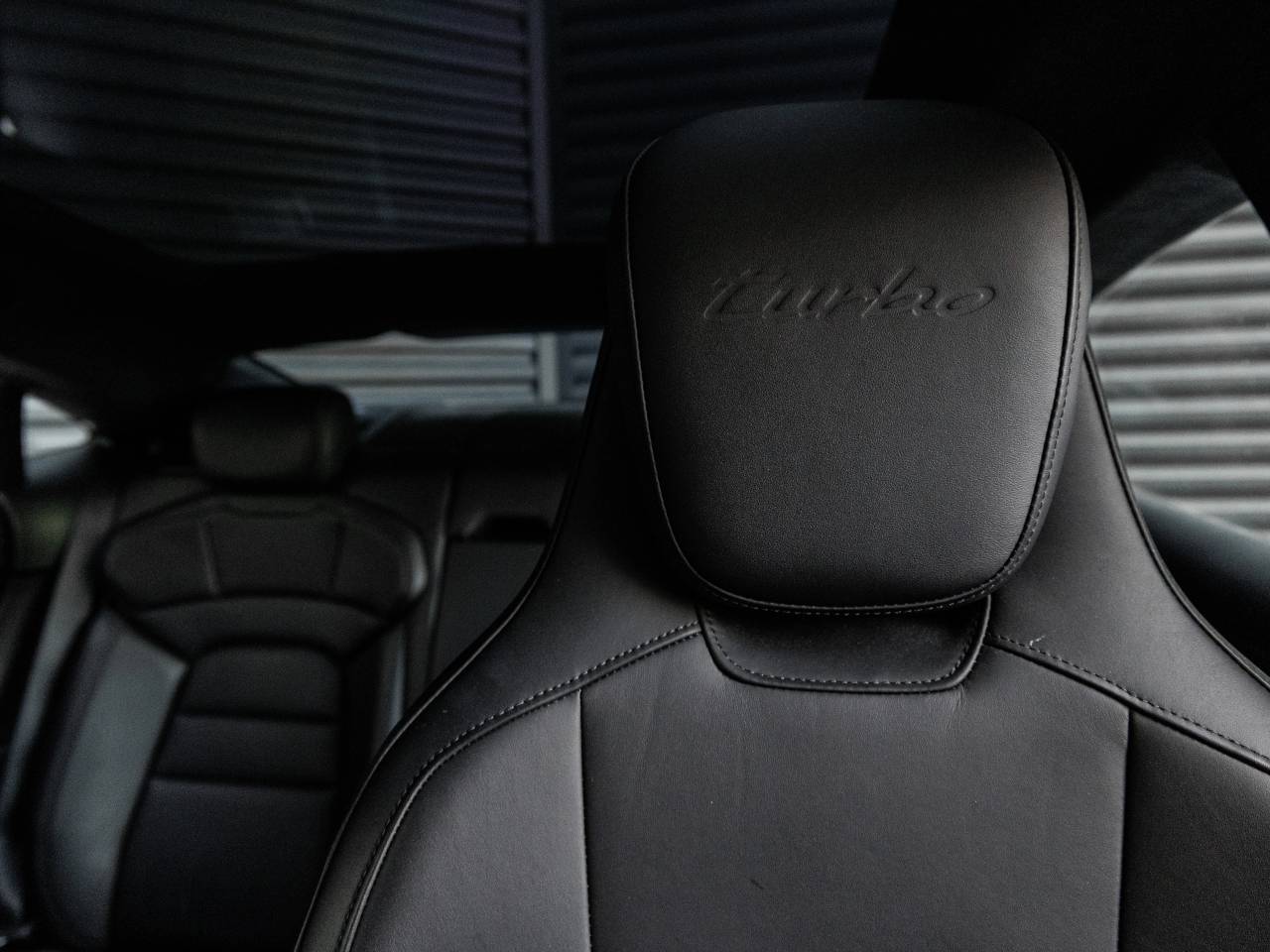 2020 Porsche Taycan Taycan Turbo