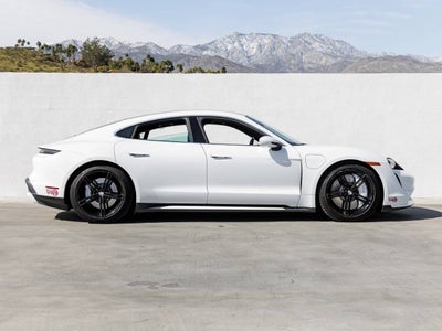 2020 Porsche Taycan Taycan Turbo