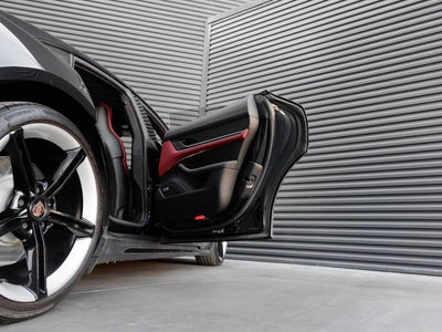 2021 Porsche Taycan Taycan Turbo