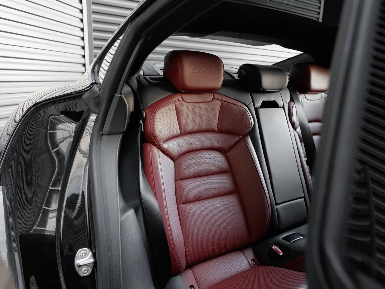 2021 Porsche Taycan Taycan Turbo