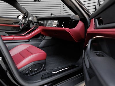 2021 Porsche Taycan Taycan Turbo