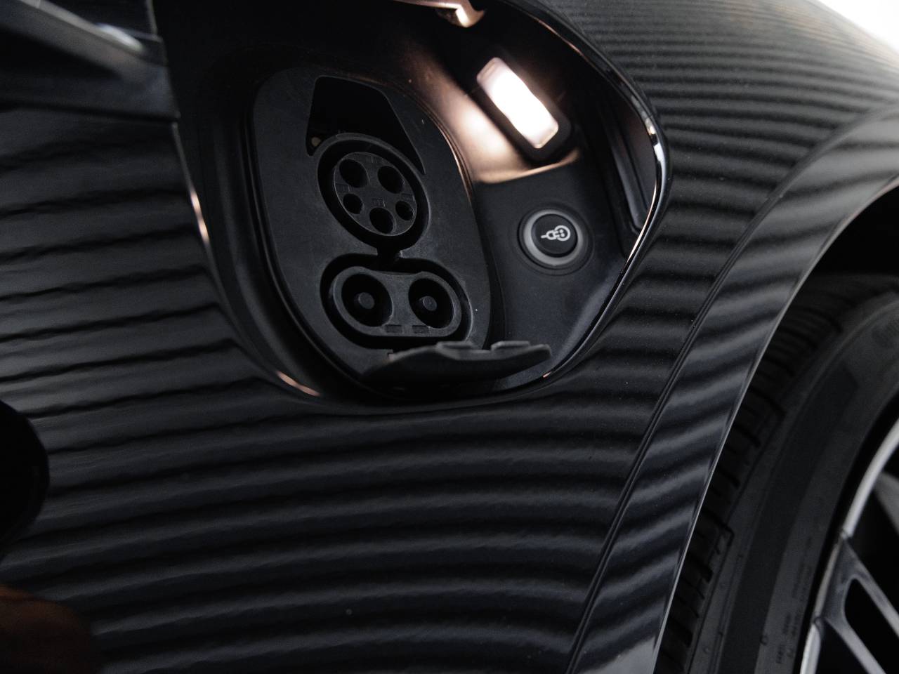 2021 Porsche Taycan Taycan Turbo