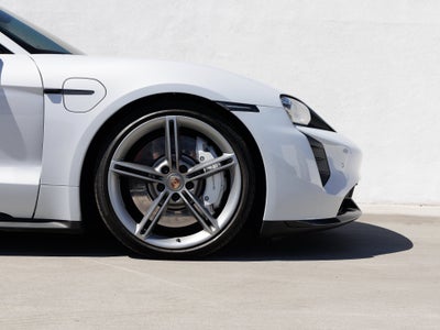 2021 Porsche Taycan Taycan Turbo