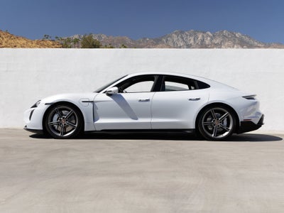 2021 Porsche Taycan Taycan Turbo