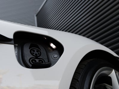 2021 Porsche Taycan Taycan Turbo
