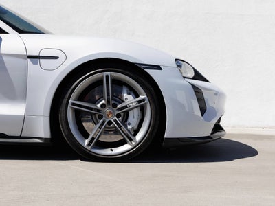 2021 Porsche Taycan Taycan Turbo