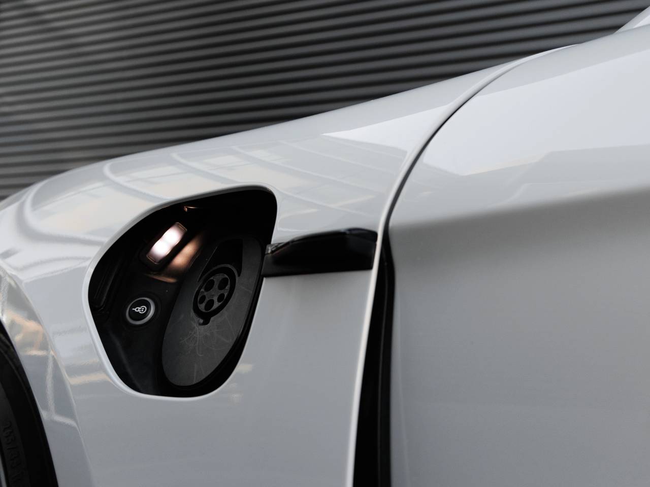2021 Porsche Taycan Taycan Turbo