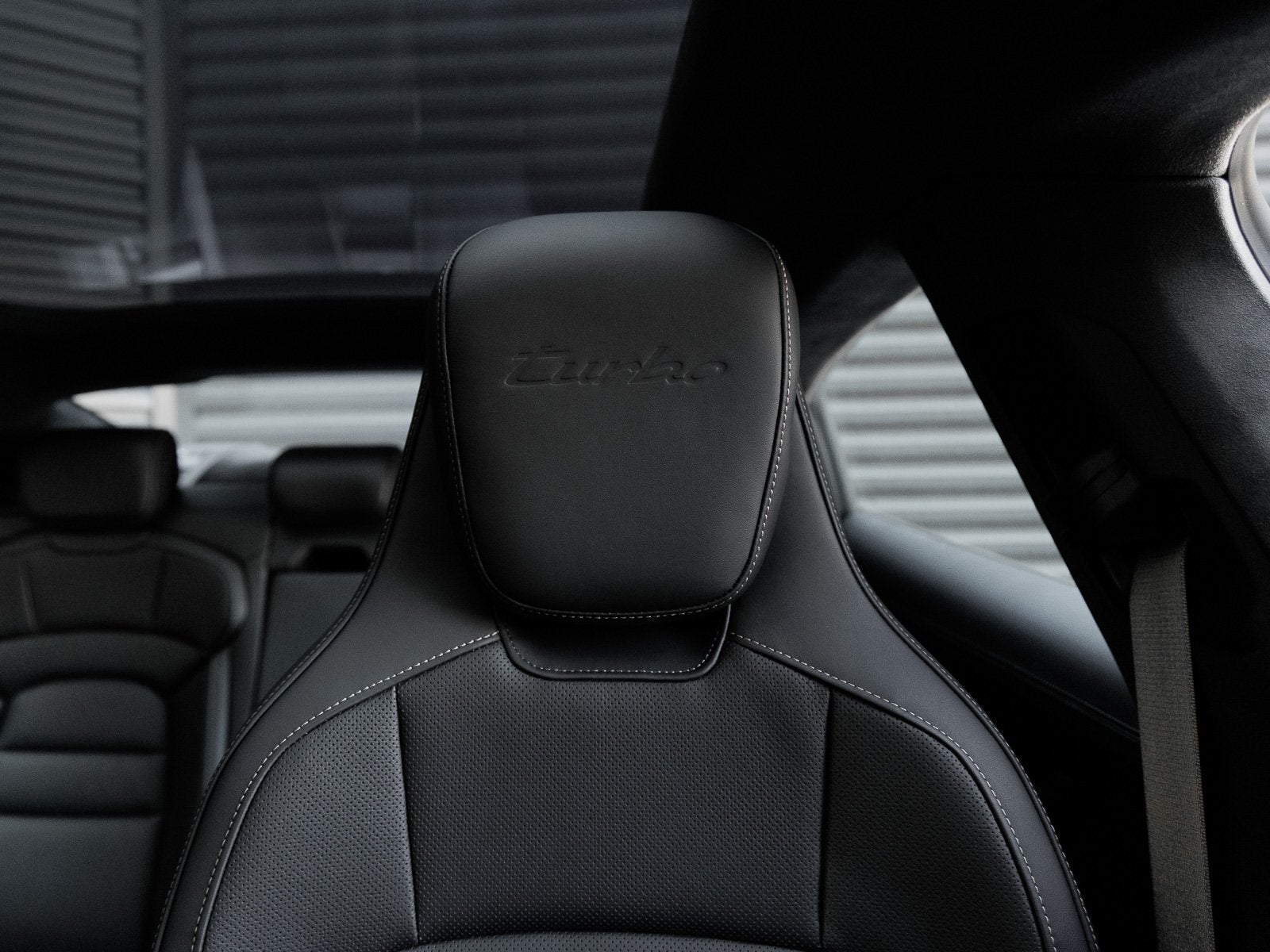 2025 Porsche Taycan Taycan Turbo