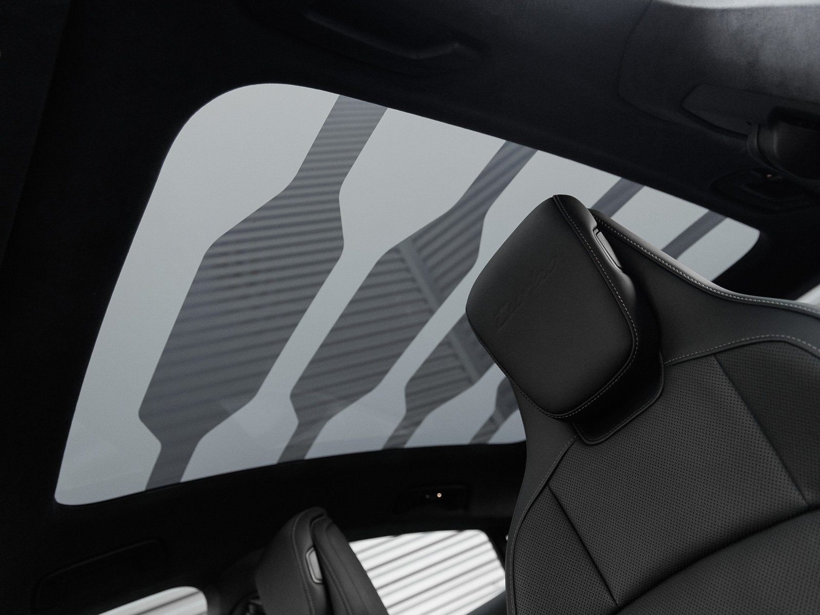 2025 Porsche Taycan Taycan Turbo