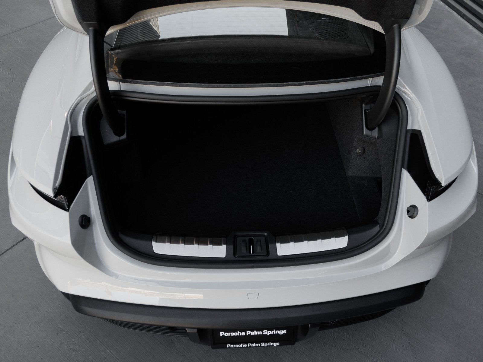 2025 Porsche Taycan Taycan Turbo