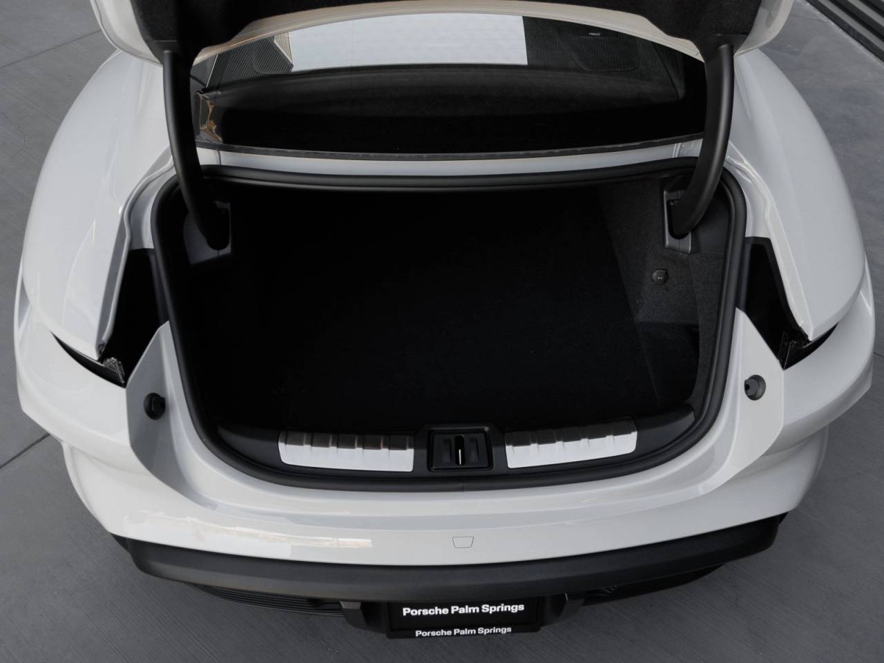 2025 Porsche Taycan Taycan Turbo