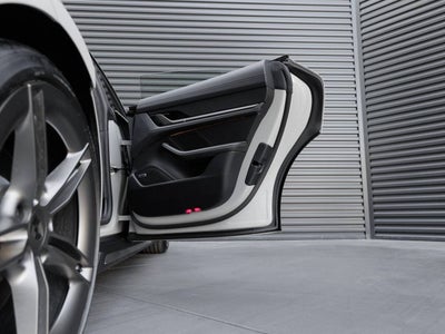 2025 Porsche Taycan Taycan Turbo