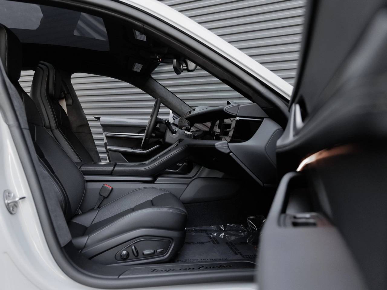 2025 Porsche Taycan Taycan Turbo