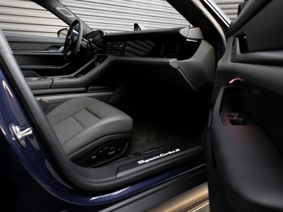 2020 Porsche Taycan Taycan Turbo S