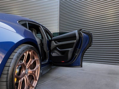 2020 Porsche Taycan Taycan Turbo S