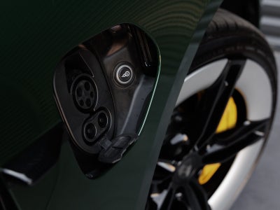 2025 Porsche Taycan Taycan Turbo S