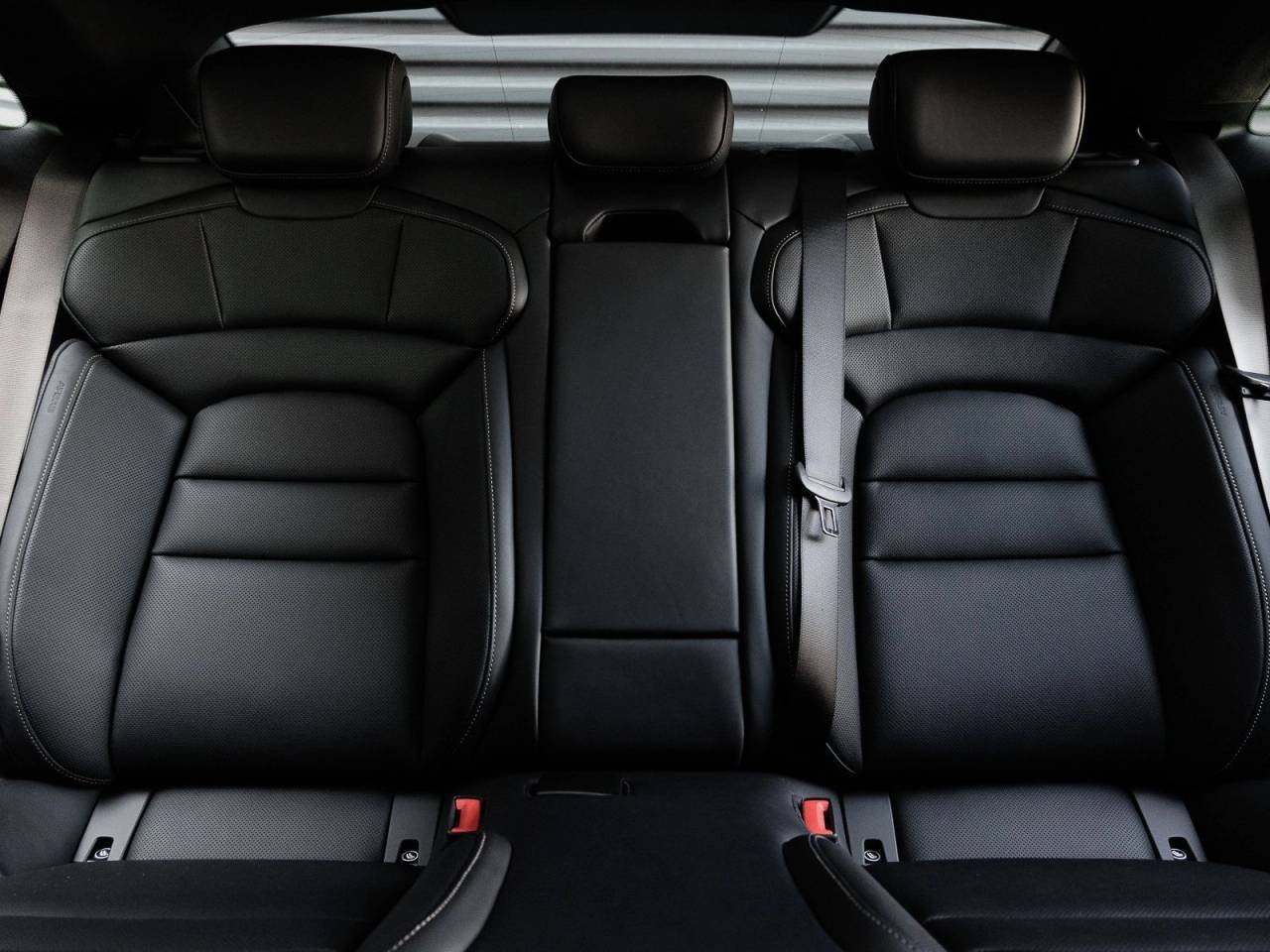 2025 Porsche Taycan Taycan Turbo S