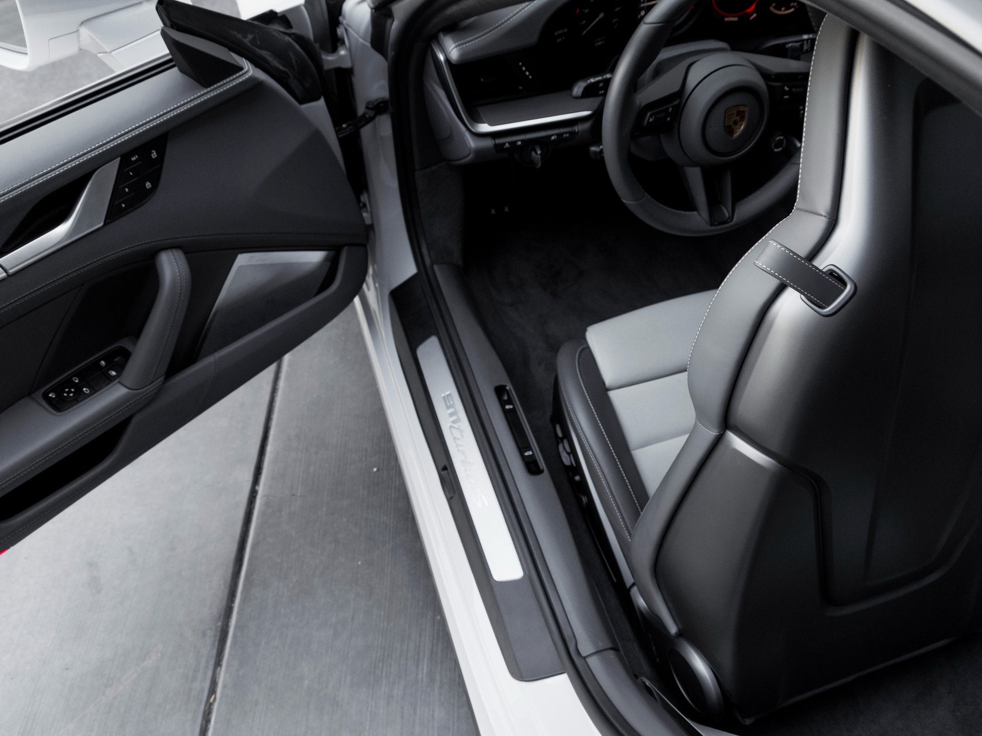 2025 Porsche 911 911 Turbo S