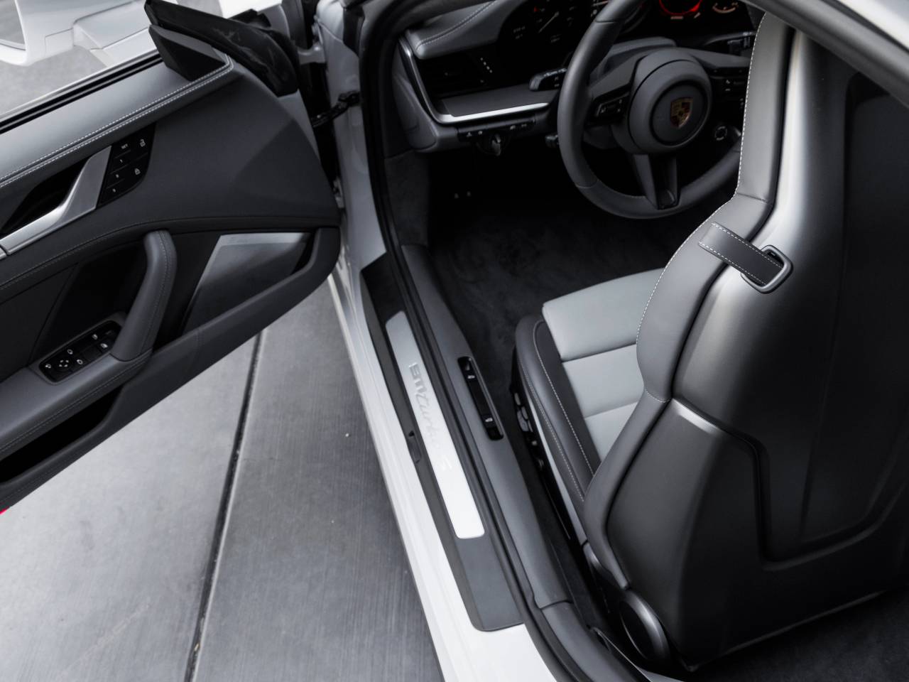 2025 Porsche 911 911 Turbo S