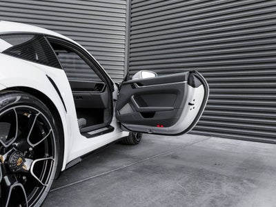 2025 Porsche 911 911 Turbo S