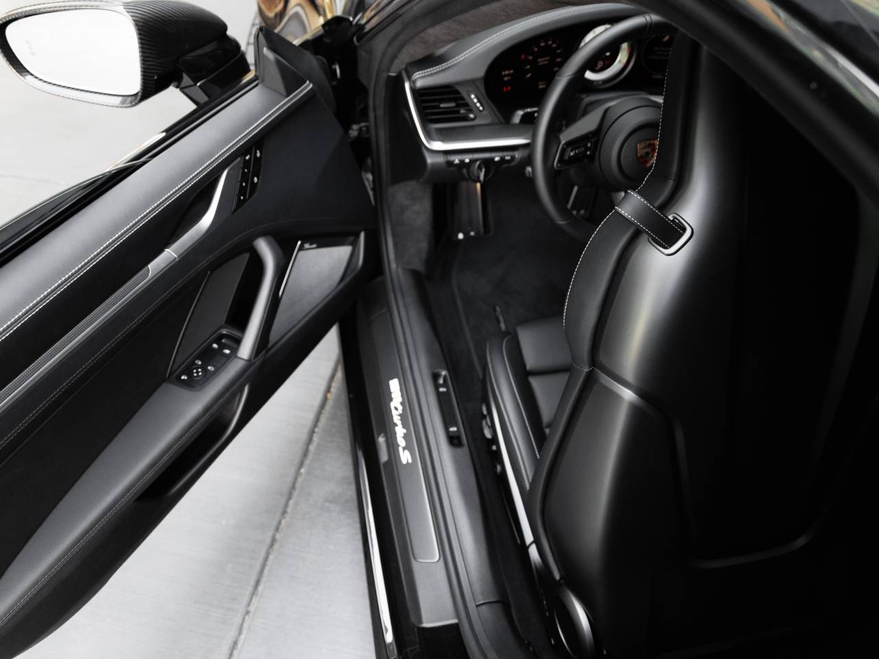 2025 Porsche 911 911 Turbo S