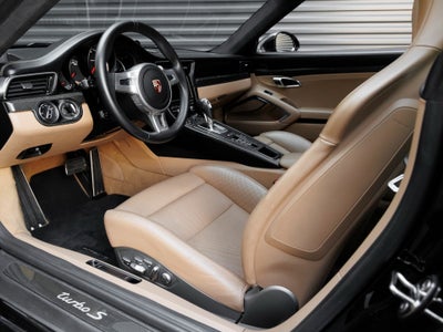 2014 Porsche 911 911 Turbo S Coupe