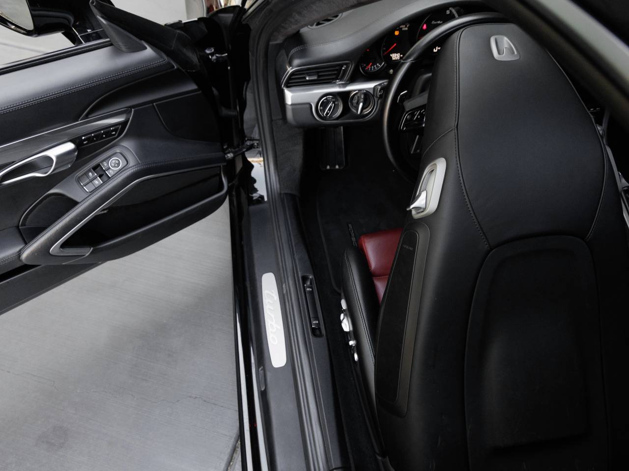 2018 Porsche 911 911 Turbo