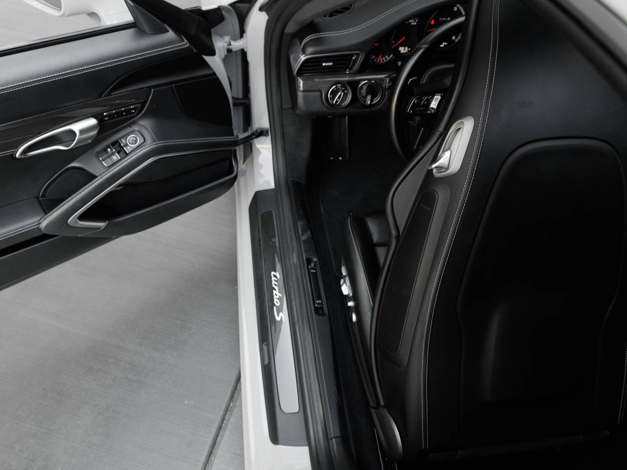 2019 Porsche 911 911 Turbo S