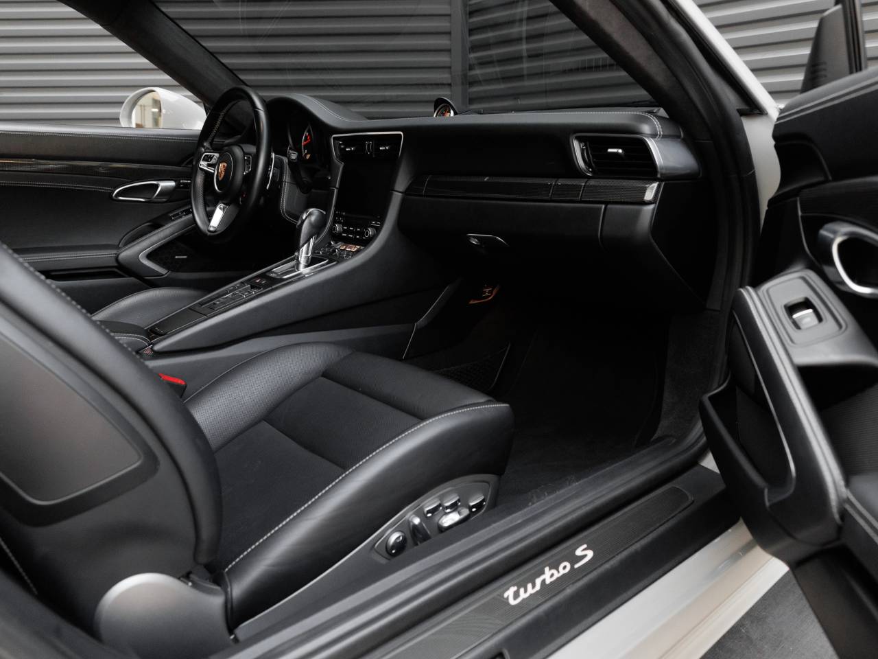 2019 Porsche 911 911 Turbo S