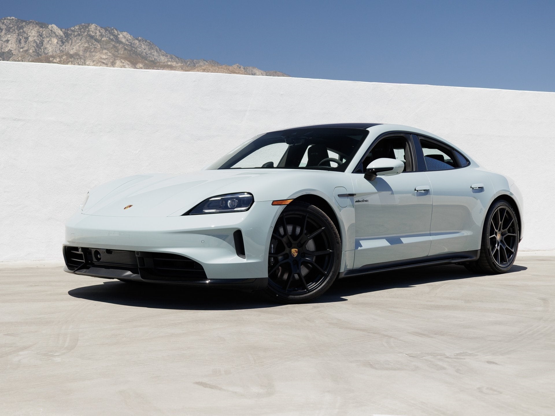 2025 Porsche Taycan Taycan GTS