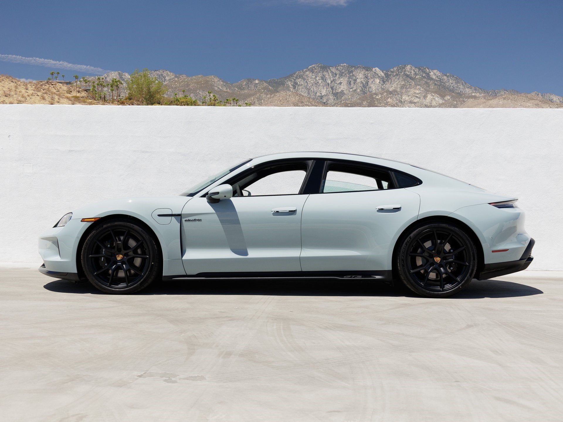 2025 Porsche Taycan Taycan GTS