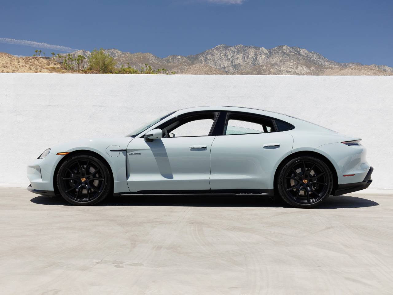 2025 Porsche Taycan Taycan GTS