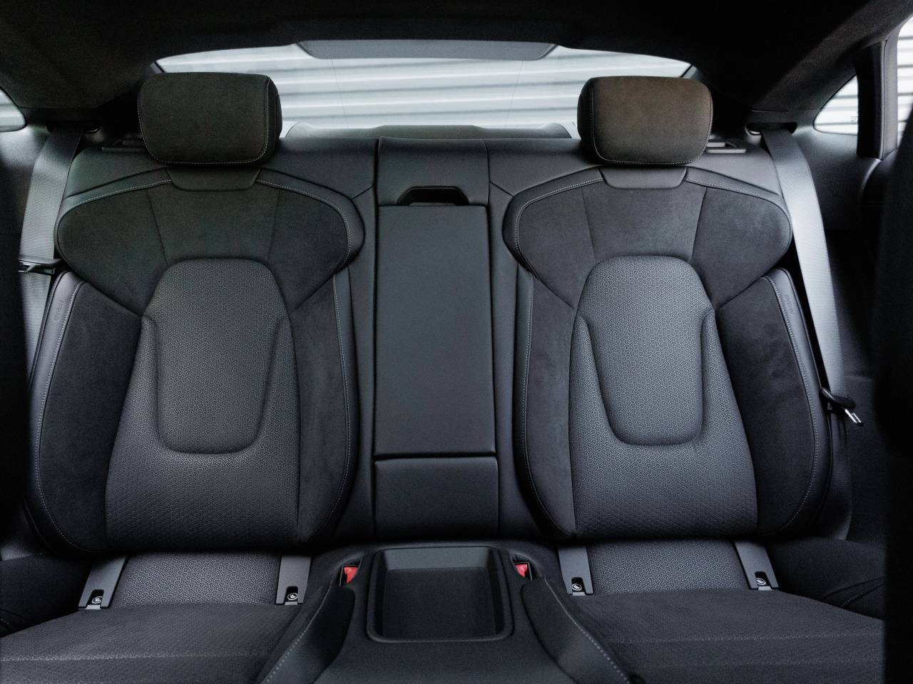 2025 Porsche Taycan Taycan GTS