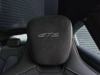 2025 Porsche Taycan Taycan GTS