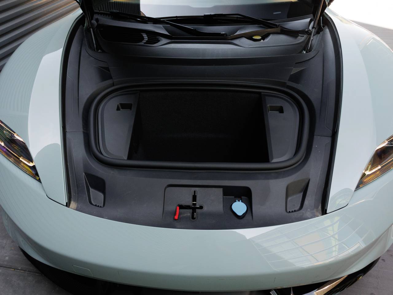 2025 Porsche Taycan Taycan GTS