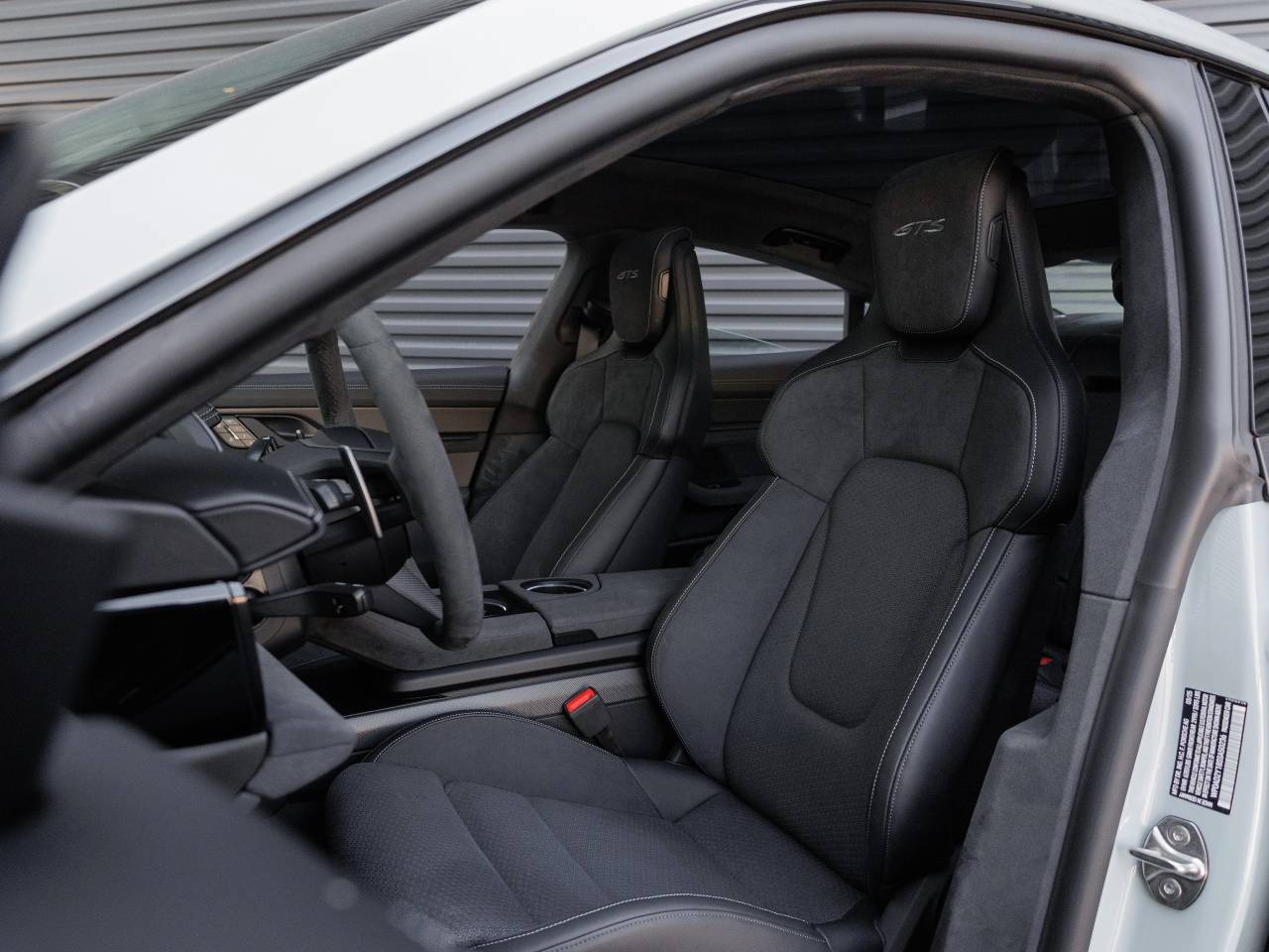 2025 Porsche Taycan Taycan GTS