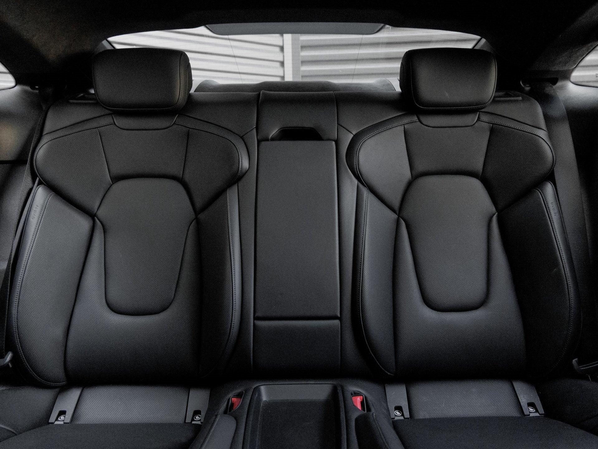 2022 Porsche Taycan Taycan GTS (MY22)