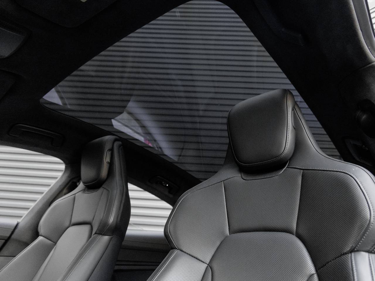 2022 Porsche Taycan Taycan GTS (MY22)