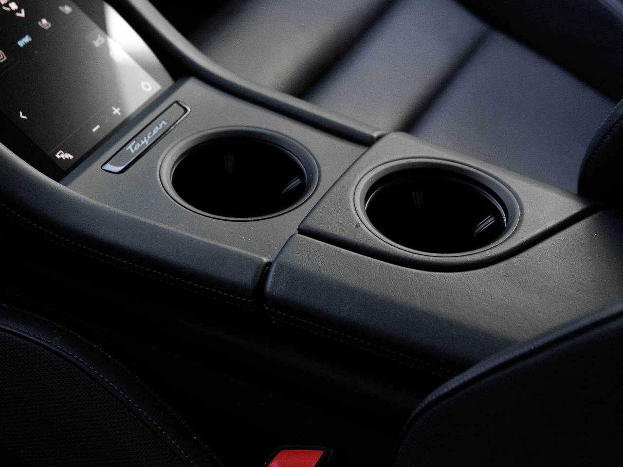 2022 Porsche Taycan Taycan GTS (MY22)